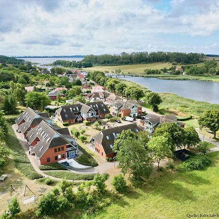 Ferienwohnung 4 Im Haus Am See Mit Wintergarten Und Terrasse Seedorf  Esterno foto