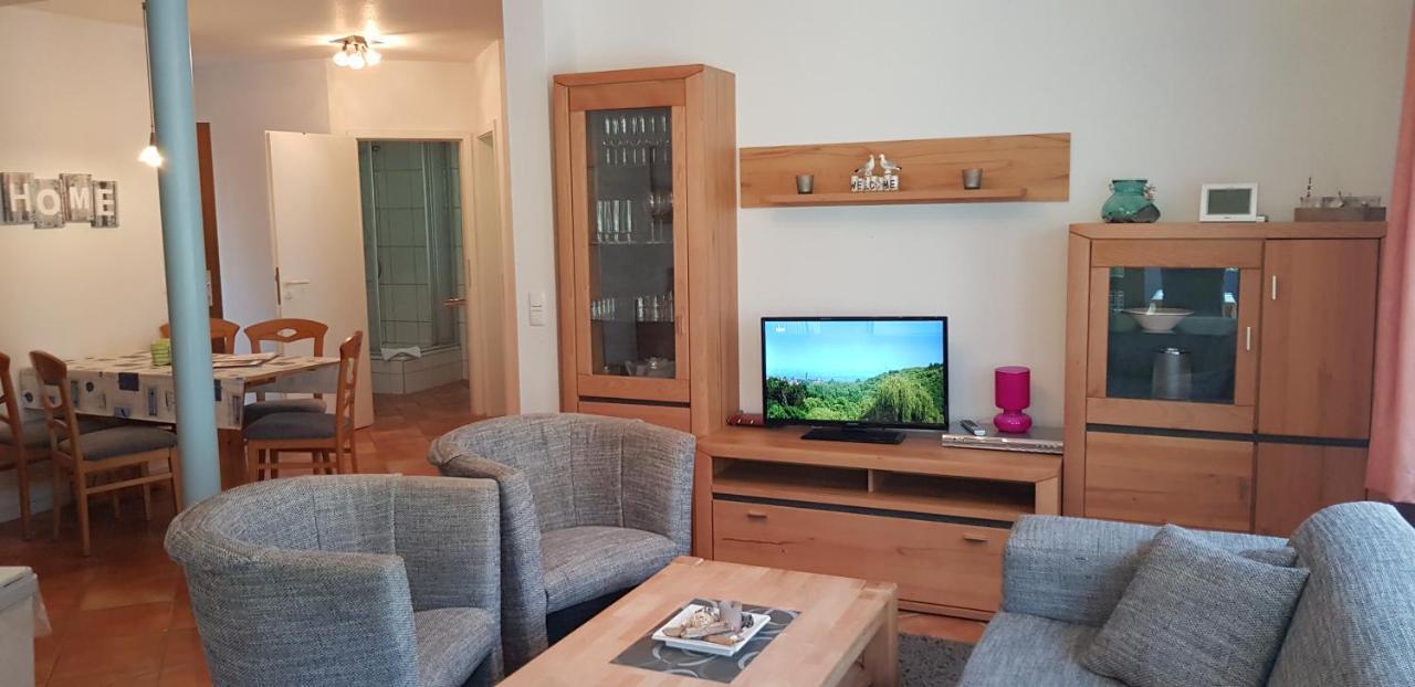 Ferienwohnung 4 Im Haus Am See Mit Wintergarten Und Terrasse Seedorf  Esterno foto