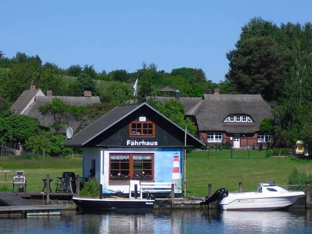 Ferienwohnung 4 Im Haus Am See Mit Wintergarten Und Terrasse Seedorf  Esterno foto