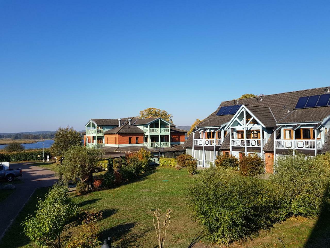 Ferienwohnung 4 Im Haus Am See Mit Wintergarten Und Terrasse Seedorf  Esterno foto
